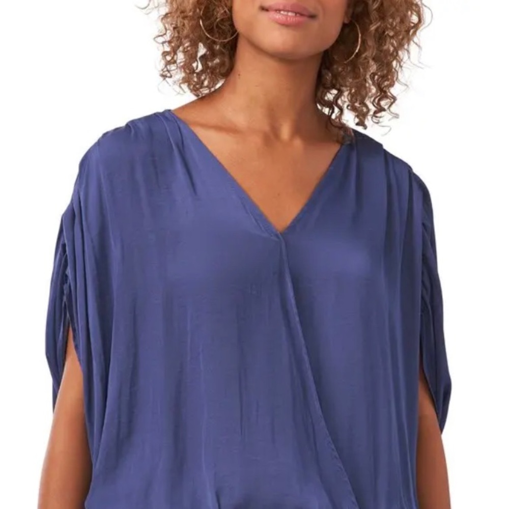 Vince Camuto Dolman Sleeve V-Neck Blouson Top